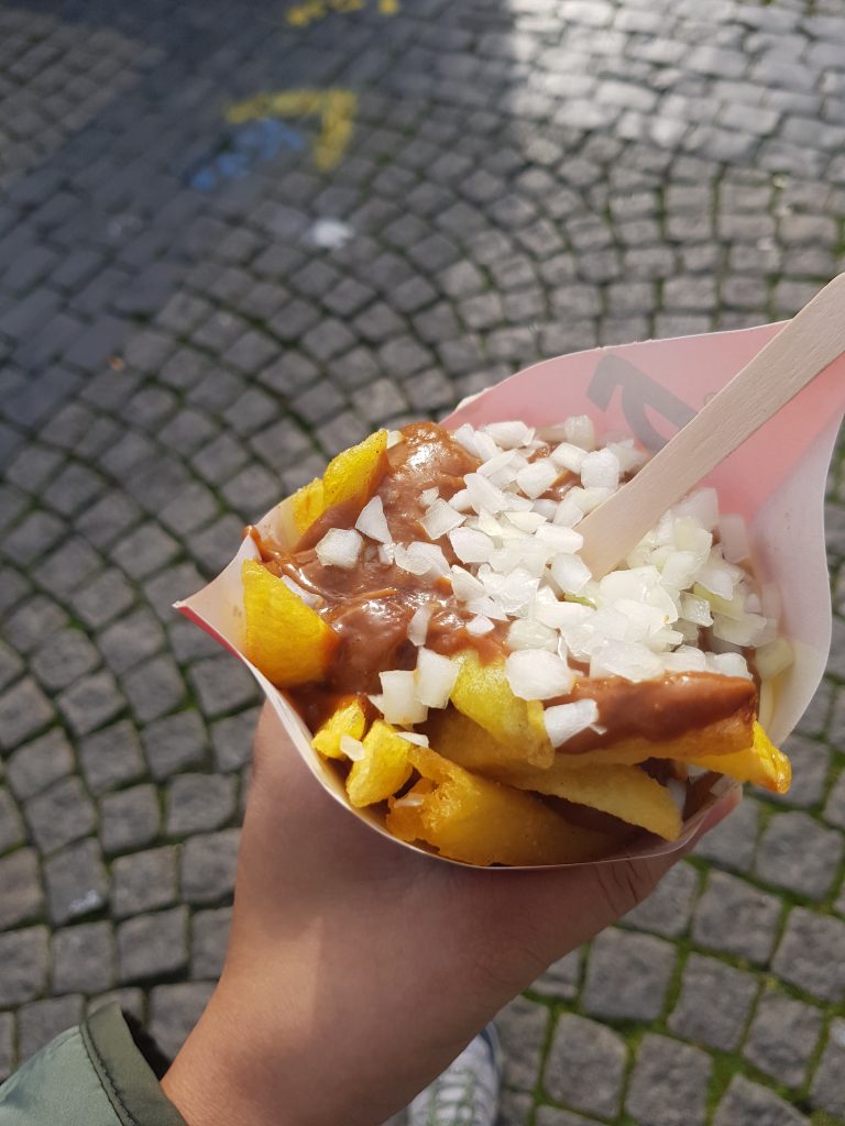 Patat oorlog calorieen: saus maakt van friet een maaltijd